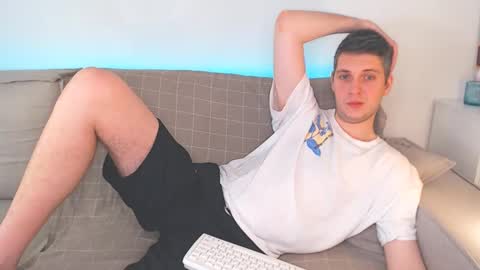 Oliver online show from 02/10/25, 11:36