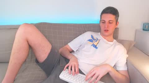 Oliver online show from 02/17/25, 11:23