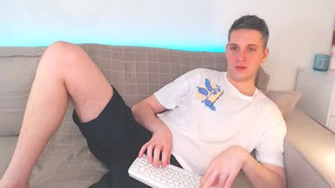 Oliver online show from 02/28/25, 10:41