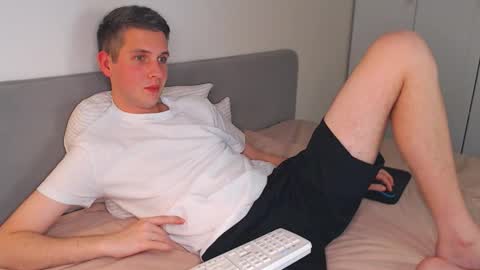 Oliver online show from 10/22/25, 05:45