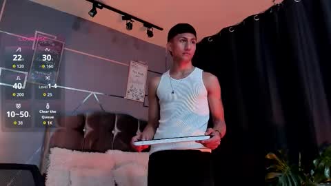 oliver mr  online show from 12/22/25, 08:39