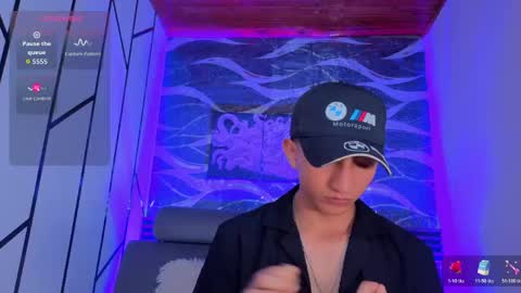 oliver mr  online show from 04/13/26, 07:41