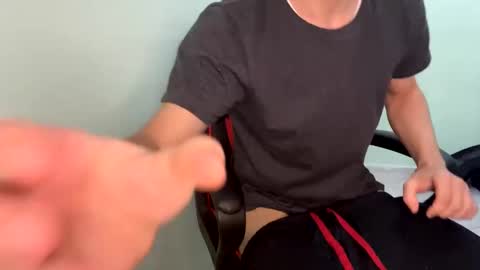 Oliver online show from 12/28/24, 02:21