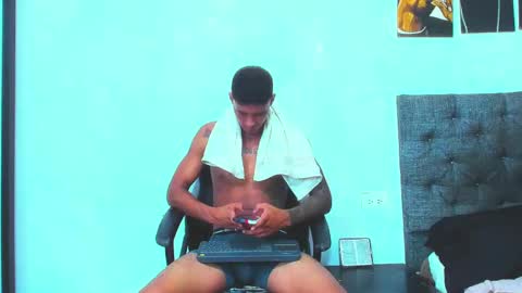 Snapshot of oliver_smith_2 chatting on 09/08/25, 05:23 oliver_smith_2 online show from 09/08/25, 05:23