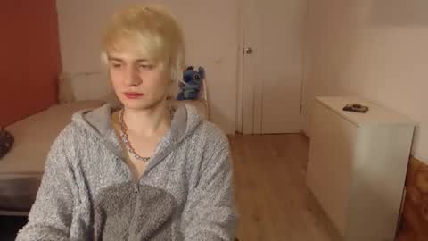 Oliver online show from 01/17/26, 01:54