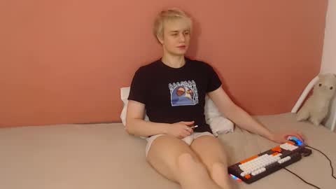 Oliver online show from 03/20/26, 01:10