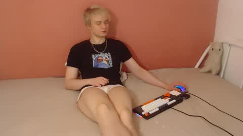 Oliver online show from 04/07/26, 01:17