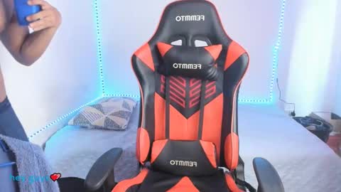 Snapshot of oliver_thompsson chatting on 12/07/24, 02:24 oliver thompsson online show from 12/07/24, 02:24