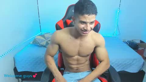 Snapshot of oliver_thompsson chatting on 01/22/25, 04:02 oliver thompsson online show from 01/22/25, 04:02