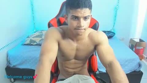 Snapshot of oliver_thompsson chatting on 01/24/25, 07:07 oliver thompsson online show from 01/24/25, 07:07