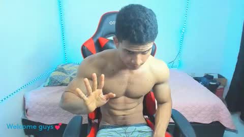 Snapshot of oliver_thompsson chatting on 03/10/25, 12:51 oliver thompsson online show from 03/10/25, 12:51