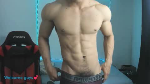 Snapshot of oliver_thompsson chatting on 11/28/25, 01:08 oliver thompsson online show from 11/28/25, 01:08