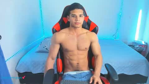 oliver thompsson online show from 07/08/26, 01:37