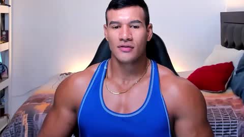 oliver_tommy online show from 09/15/25, 01:05