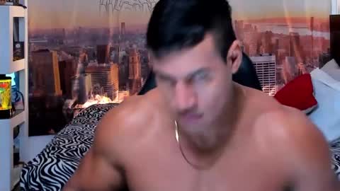 oliver_tommy online show from 10/10/25, 12:59