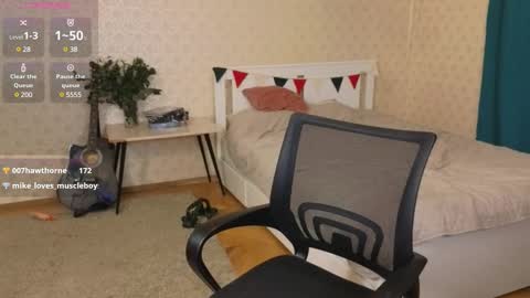 Oliver Evans online show from 02/24/25, 01:02