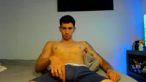 Oliver bennet online show from 10/23/25, 08:07