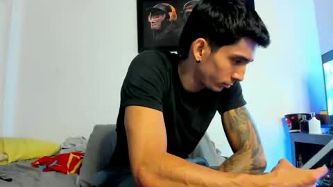 Oliver bennet online show from 10/26/25, 03:45