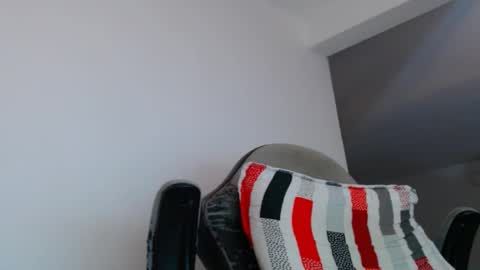 oliver online show from 09/18/25, 12:07