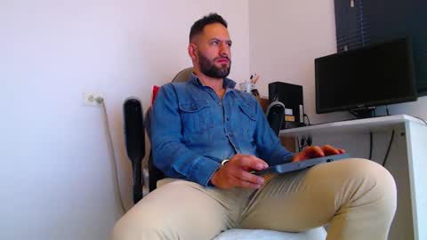 oliver online show from 01/17/26, 02:55