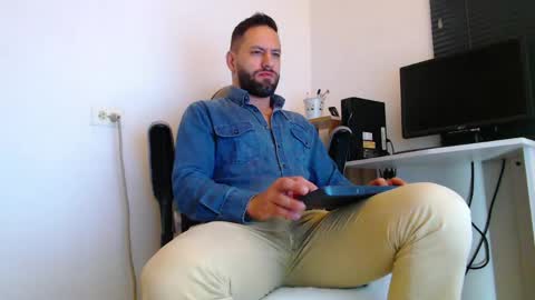 oliver online show from 04/09/26, 02:00