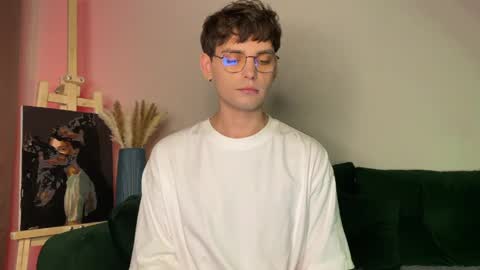 oliverlawrence online show from 06/06/26, 06:12