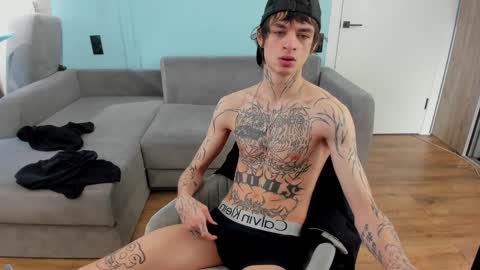 oliverrgroove online show from 01/15/25, 08:20