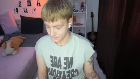 oliver online show from 09/30/25, 01:16