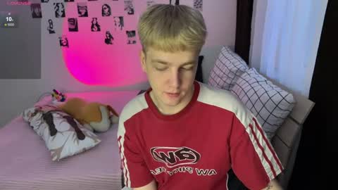 oliver online show from 12/14/25, 01:05