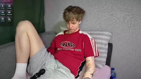 Snapshot of olivertasty chatting on 05/20/26, 04:57 oliver online show from 05/20/26, 04:57