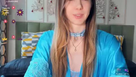 Olivia online show from 03/17/26, 07:06