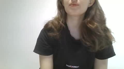 Snapshot of olivia__dream chatting on 05/15/26, 07:26 olivia__dream online show from 05/15/26, 07:26