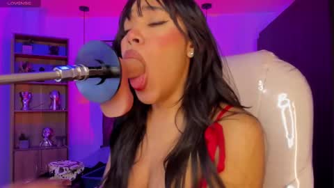 Olivia online show from 03/09/25, 04:27