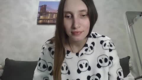 Snapshot of olivia_dream1 chatting on 10/16/25, 10:00 Olivia online show from 10/16/25, 10:00