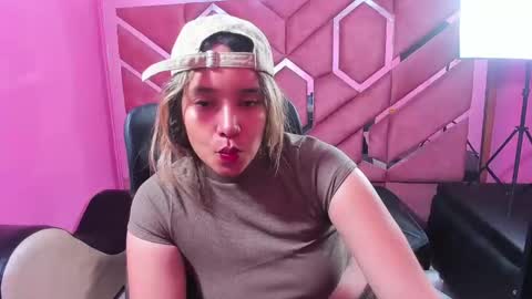  OLIVIA  online show from 02/02/25, 03:32