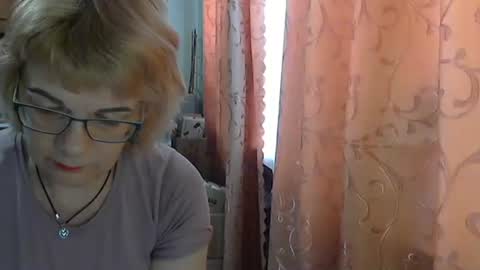 Olivia Mia online show from 05/29/26, 08:12