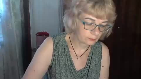 Olivia Mia online show from 07/04/26, 12:55