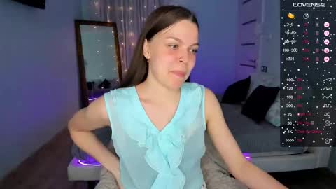 Snapshot of olivia_munn chatting on 02/12/25, 03:27 Olivia online show from 02/12/25, 03:27