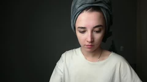 Olivia online show from 02/10/25, 08:10