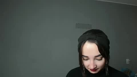 Olivia online show from 12/14/25, 01:38