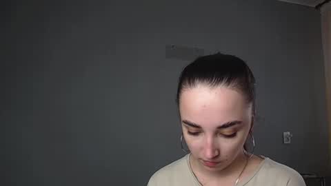 Olivia online show from 03/29/26, 02:17