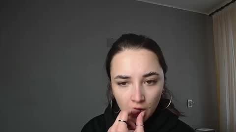 Olivia online show from 04/10/26, 10:20