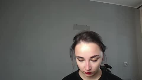 Olivia online show from 04/29/26, 01:48