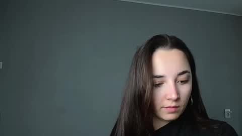 Olivia online show from 05/30/26, 10:23