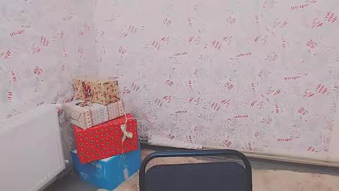 Olivia online show from 02/13/25, 11:17