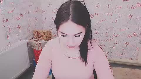 Olivia online show from 02/14/25, 10:49