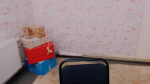 Olivia online show from 02/18/25, 01:44