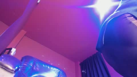   online show from 02/10/25, 12:50