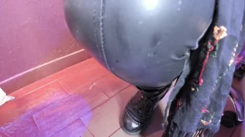   online show from 03/06/25, 01:24