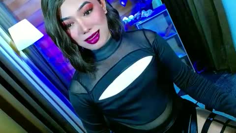Snapshot of olivia_the_temptress27 chatting on 04/23/26, 08:13 Miss OLIVIA online show from 04/23/26, 08:13